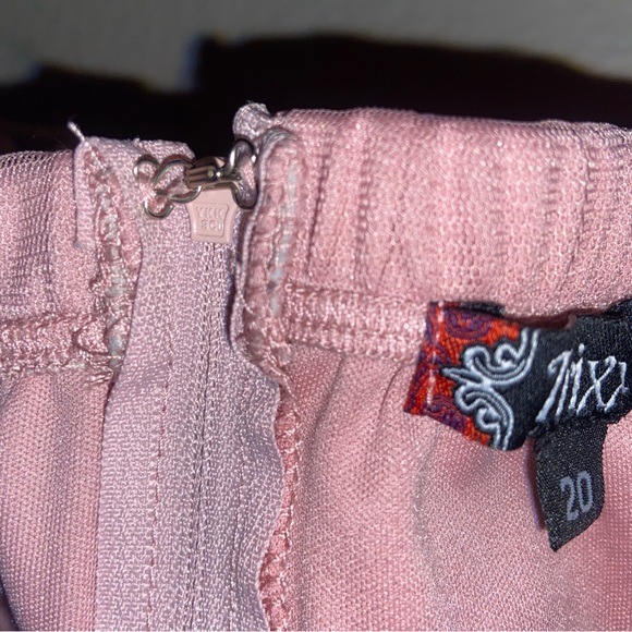 Francesca’s trixxi vintage rose blush strapless dress black & silver gem waist - Picture 3 of 12